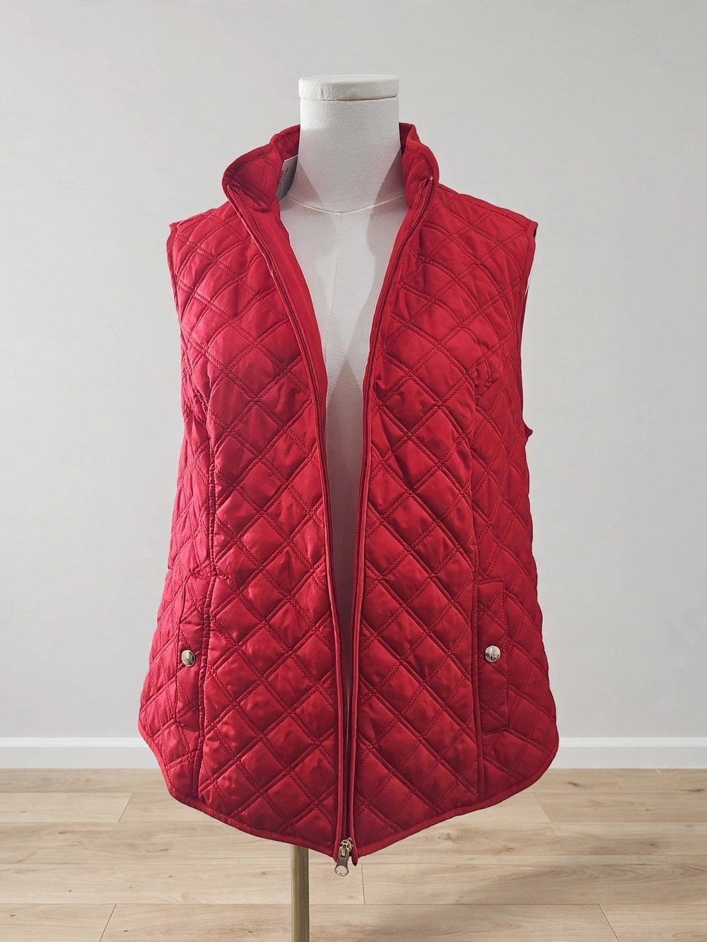 Croft & Barrow Red Quilted Vest Womens M NWT Quilted Diamond Puffer Vest